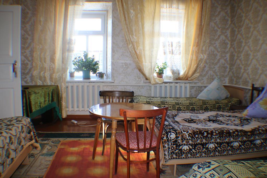 Hostel Ilbirs Каракол Экстерьер фото